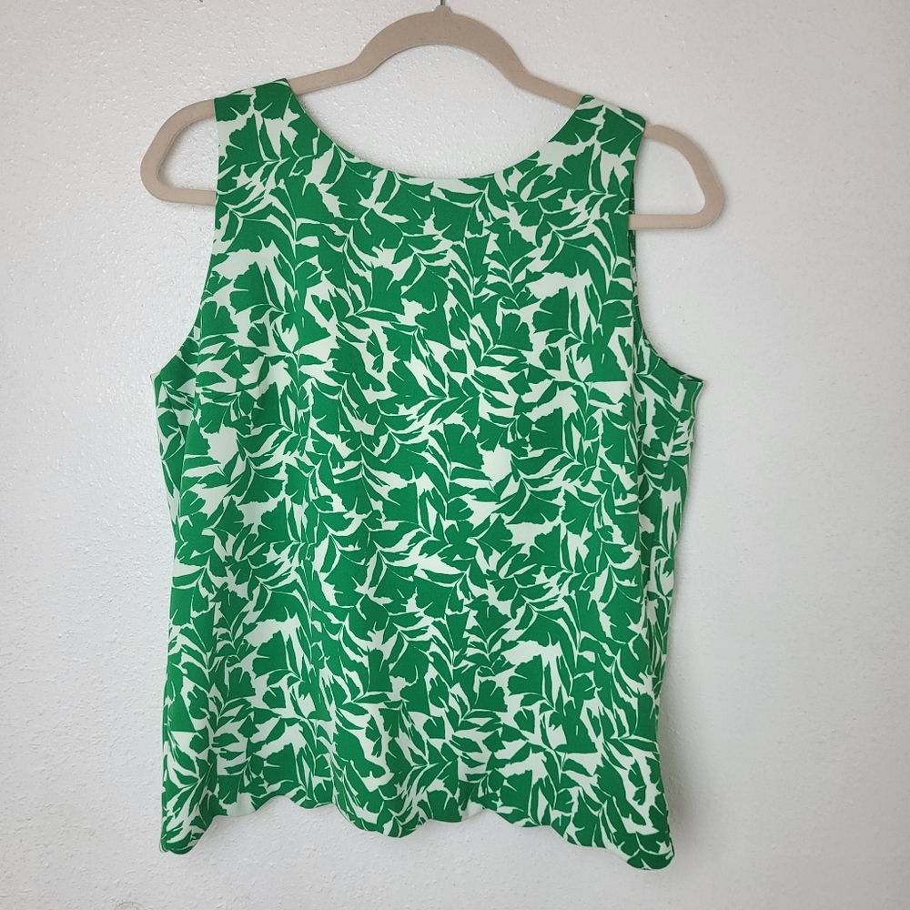 J Crew Sleeveless Scallop warp back top, size S
